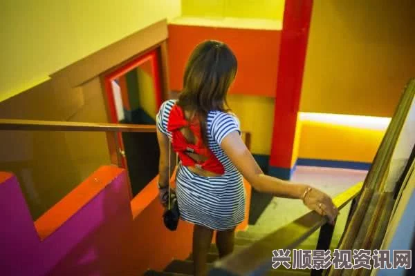 丰满人妻熟妇乱偷人无码51吃瓜台北娜娜：探索舌尖上的美味与热情碰撞，感受城市脉动的激情画面