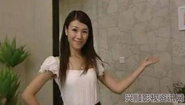 中文字幕乱码人妻二区三区穿裙子等不及在车里就要了6次，这种大胆的行为既刺激又充满激情，但也让人思考私密空间与公共场合的界限。