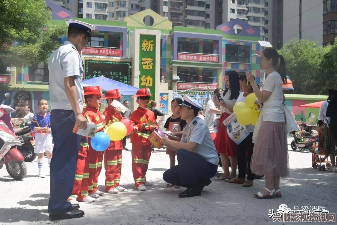 勇敢无畏：五位消防员携手拯救女主于火海之中